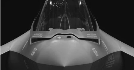 W przyszłości zasiądzie za sterami polskich F-35. Pilot mówi, co dają nam te maszyny