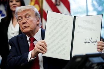 Przełomowa sprawa ws. ceł. Trump: zrobiłem to dla świata