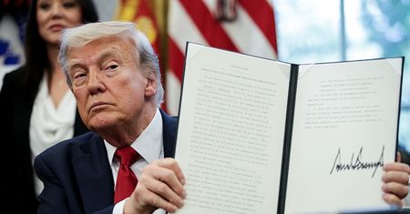 Przełomowa sprawa ws. ceł. Trump: zrobiłem to dla świata