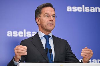 Rutte ostro o Rosji. "Główne zagrożenie dla NATO"