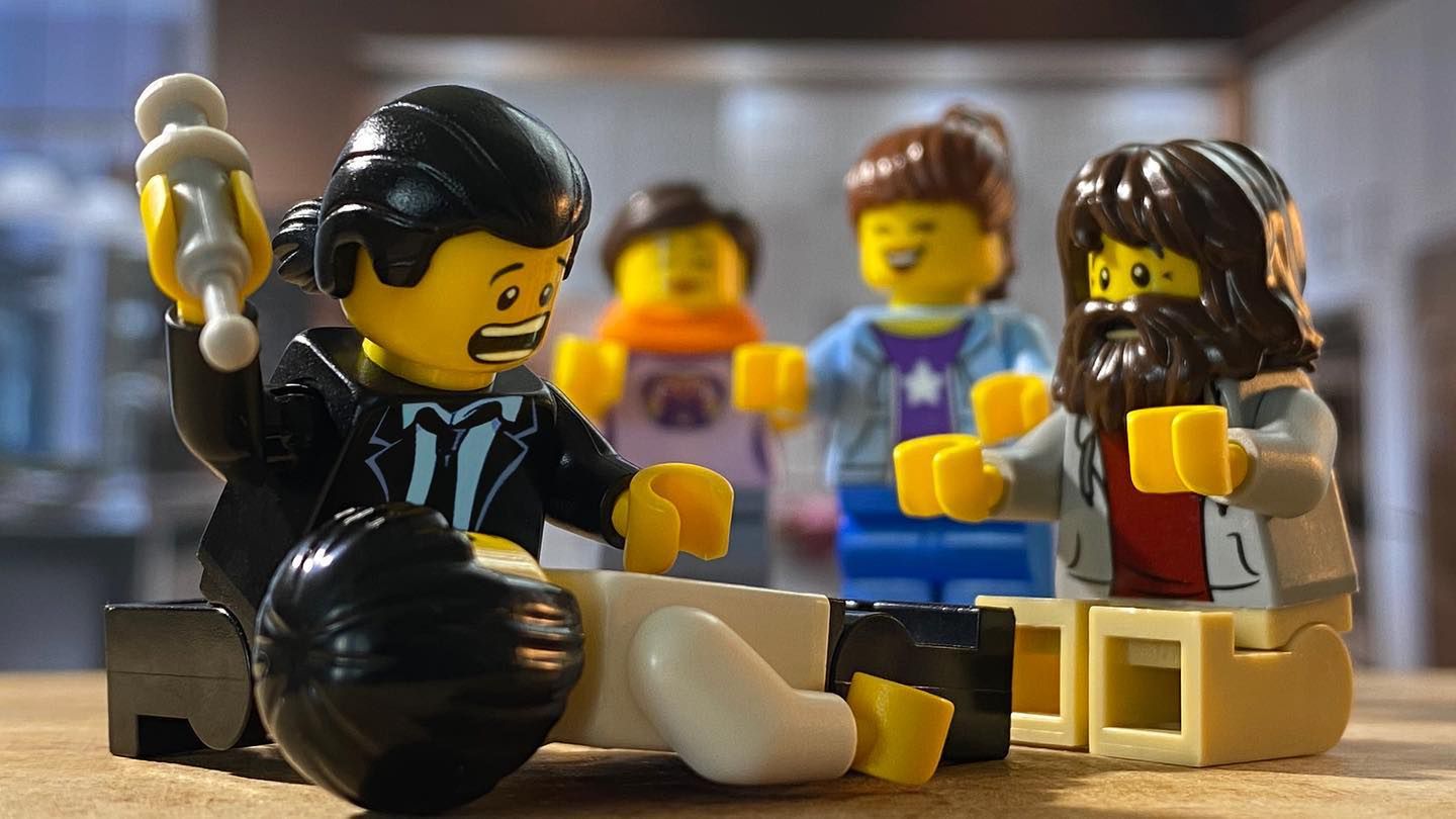 Świat filmu z klocków LEGO. Artysta odtworzył kultowe sceny przy użyciu figurek 7