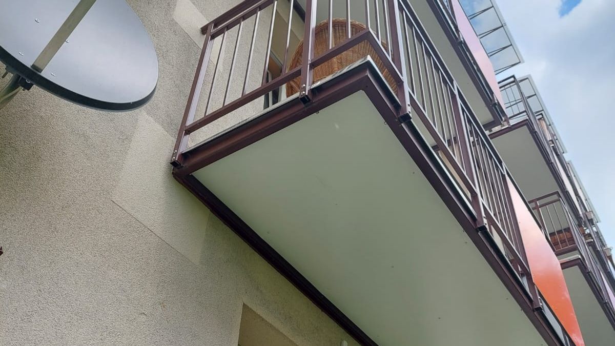 Z danych GUS-u wynika, że blisko połowa Polaków nadal mieszka w budynkach pochodzących z PRL-u. 