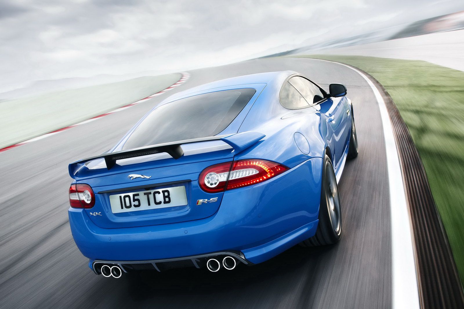 Jaguar XKR-S