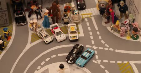 Snowkhana 3 - Ford Focus WRC, Mikołaj, Żółwie Ninja i klocki LEGO w akcji
