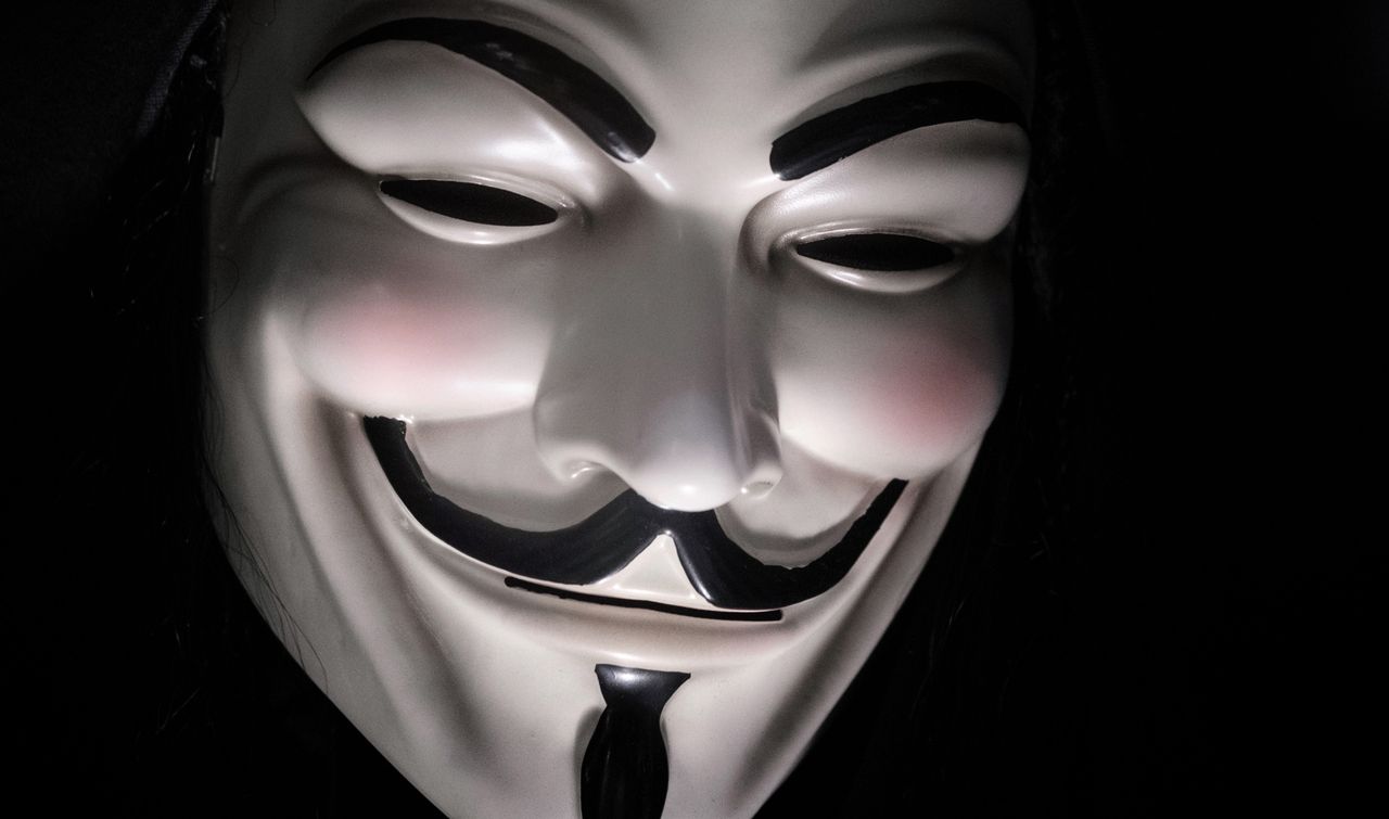 Anonymous zhakowali Rosnieft. Wykradziono 20 TB danych