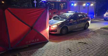 Tragedia na przejściu dla pieszych. Nie żyje 79-latka