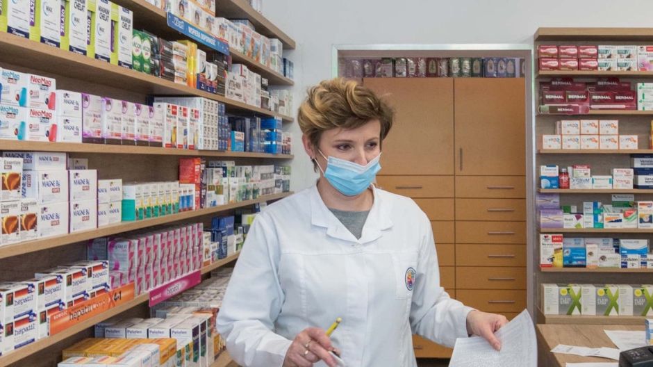 Uwaga na przyjmowanie suplementów z witaminami. Łatwo o przedawkowanie