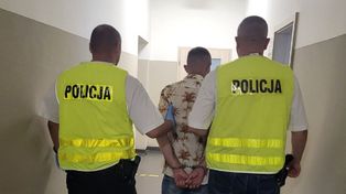 Kopał policjanta i włamywał się do domów. Później wyszło, co robił...