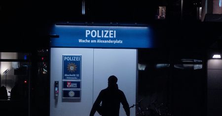 Większość Niemców za zmniejszeniem napływu migrantów. Nowe dane