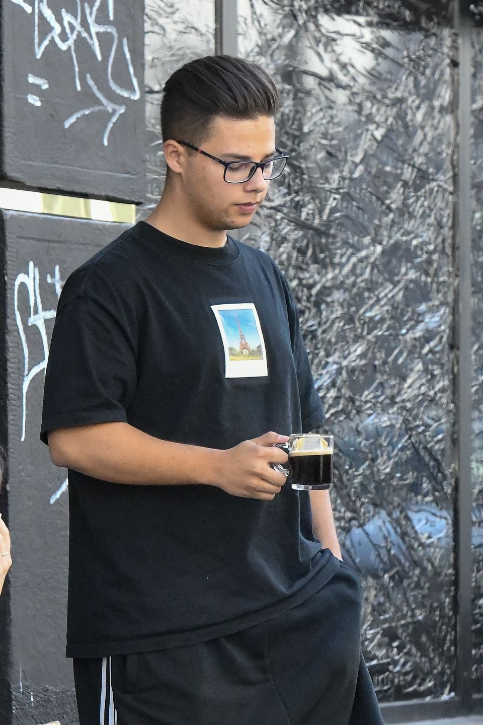 Allan Krupa widziany na ulicach Warszawy