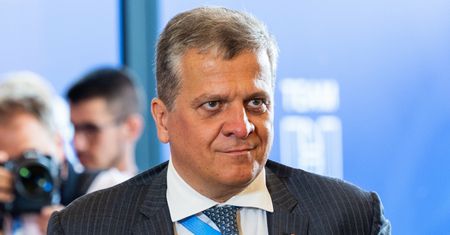 Zatrzymanie ambasadora. Rościszewski wydał oświadczenie