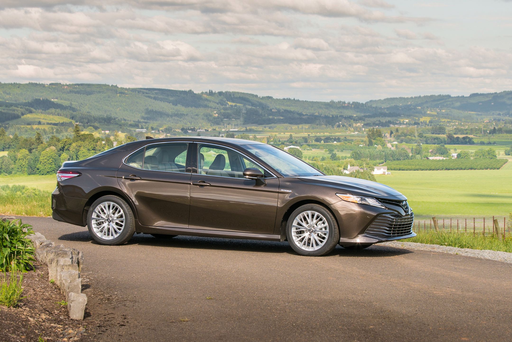 Toyota Camry (2019)