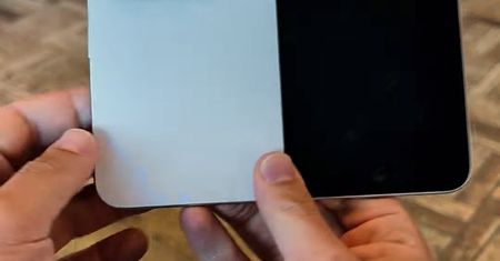 iPhone i iPad w jednym. Widziałem atrapę składanego iPhone'a