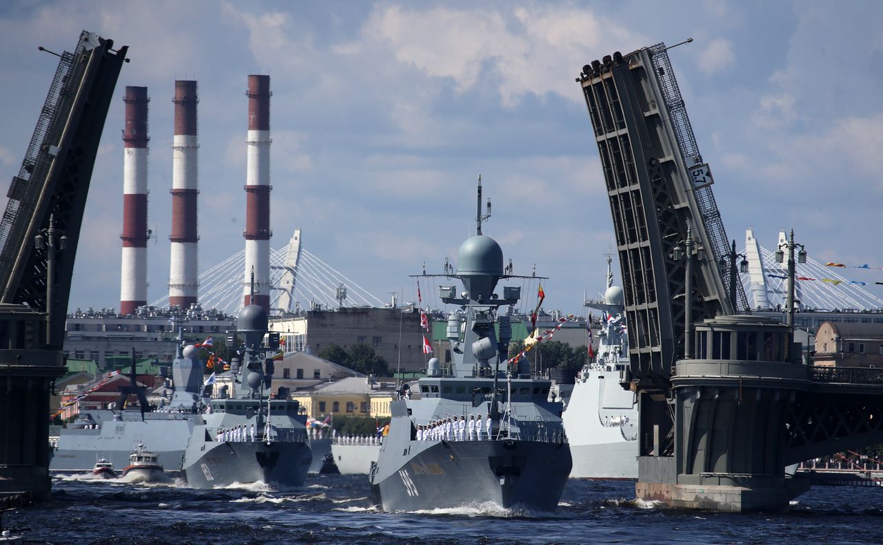 Russians conducted exercises in the Gulf of Finland with a unit from China