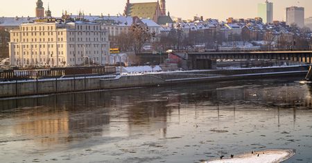 Pogoda w Warszawie. Prognoza na poniedziałek 26 stycznia. Chłodno, miejscami mgły i niskie ciśnienie