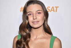 Pokazała, jak bardzo jest rozciągnięta. Julia Wieniawa pozuje do zdjęcia