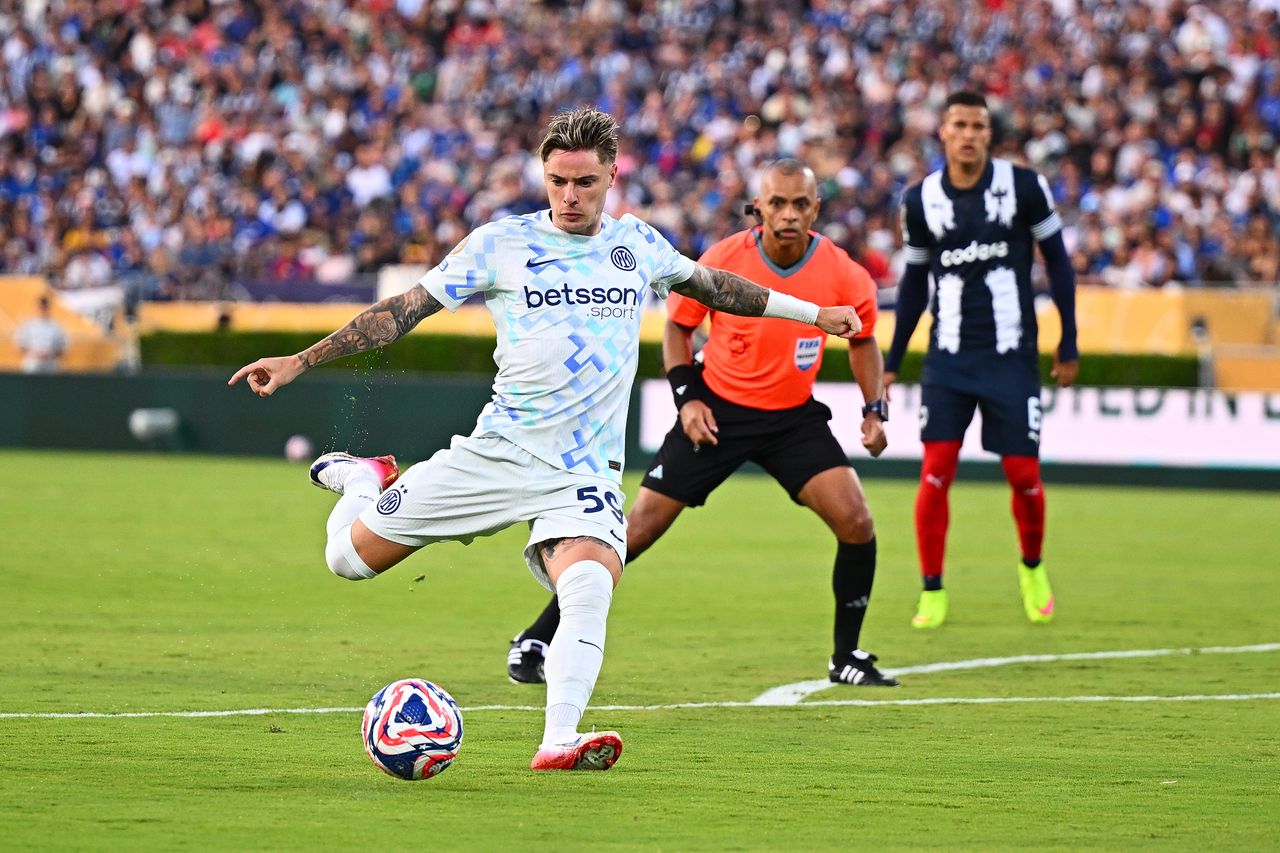 Inter Mediolan remisuje z CF Monterrey. Zalewski wszedł na boisko