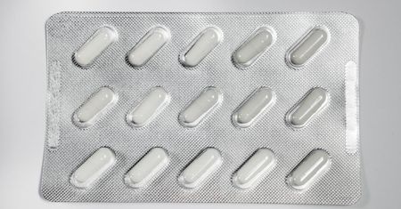 Luteina dopochwowa – wskazania, przeciwwskazania, cena