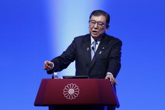 Japonia odpowiada na cła Trumpa. Rozważa "wszystkie opcje"