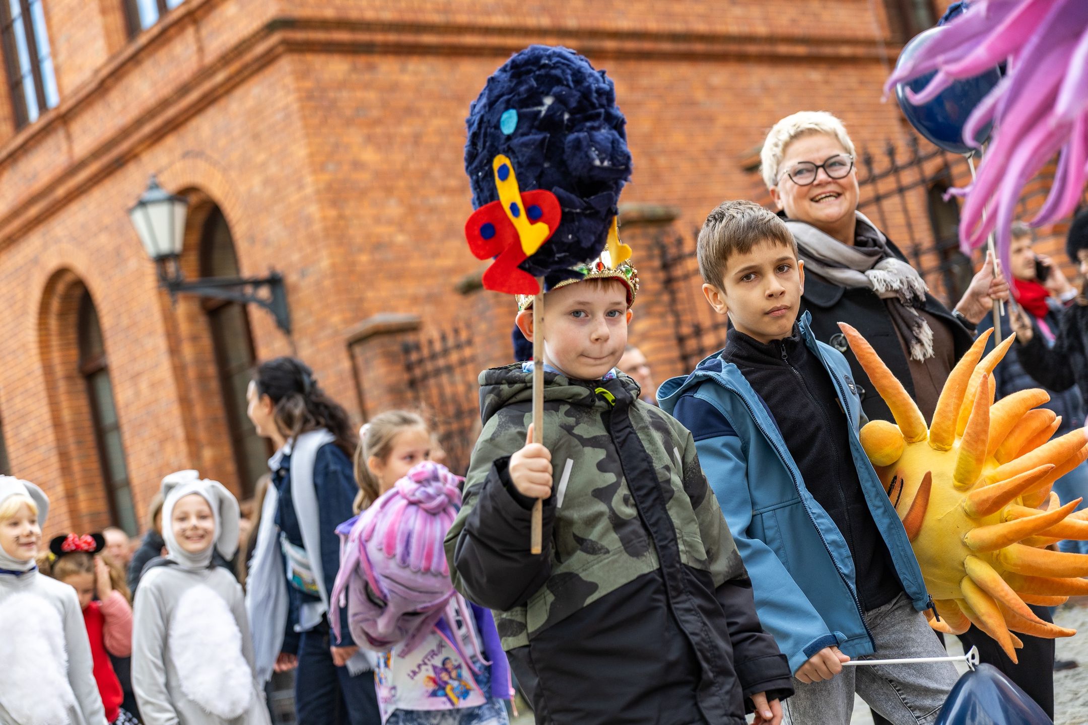 Parada przed festiwalem Spotkania 