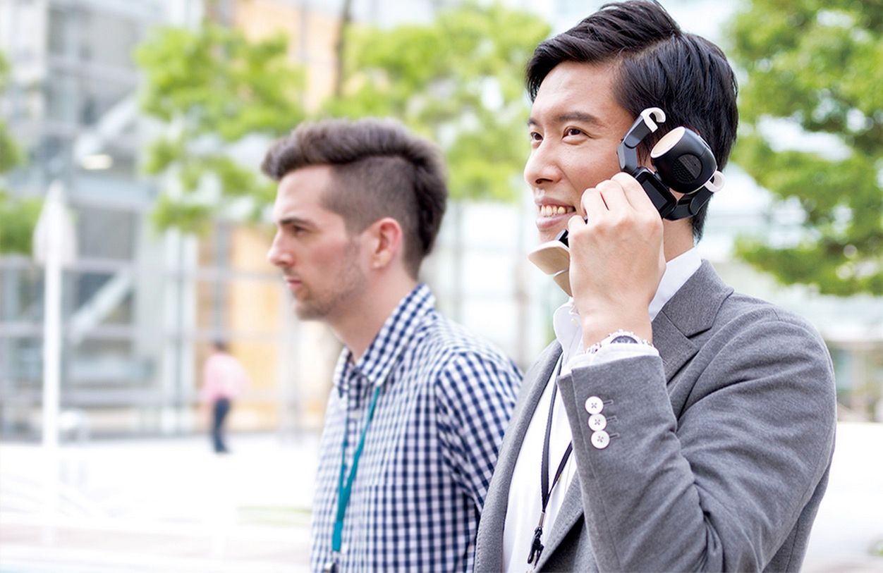 Sharp RoBoHoN, czyli pół robot, pół smartfon. Czegoś takiego jeszcze nie było 4