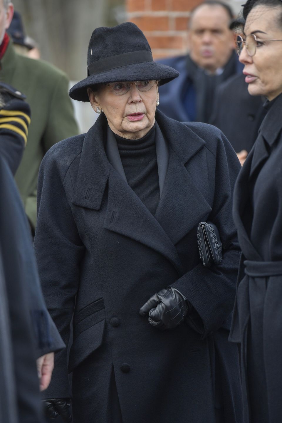 Bożena Walter na pogrzebie męża