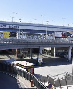 Koronawirus w Polsce. Sanepid w Małopolsce poszukuje pasażerów dwóch kursów autobusów