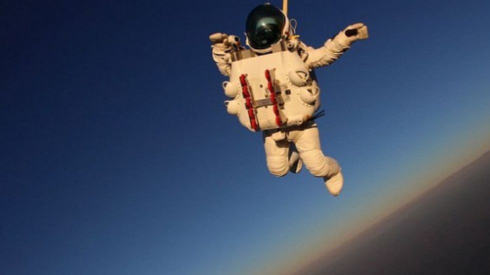 Wicedyrektor Google’a pobił rekord Baumgartnera. Skoczył z wysokości 41 km! 1