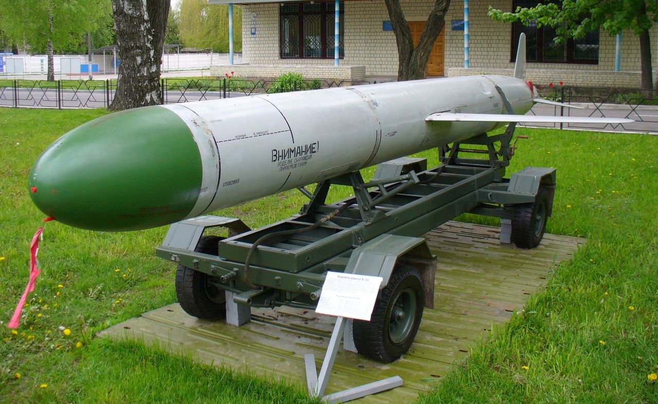 Rosja użyła w Ukrainie pocisku Ch-55 z atomowego arsenału. Miał atrapę głowicy jądrowej