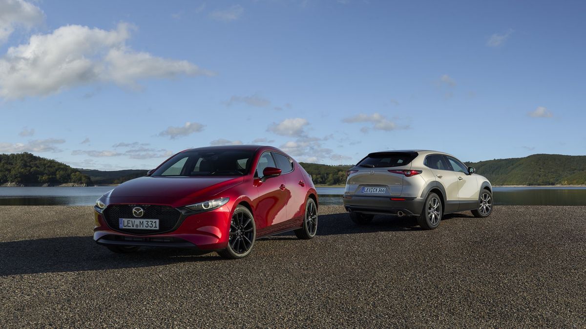 Mazda 3 i Mazda CX-30