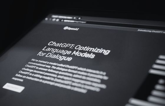 Rodzice składają pozew. Twierdzą, że ich syn odebrał sobie życie, a ChatGPT go do tego zachęcał