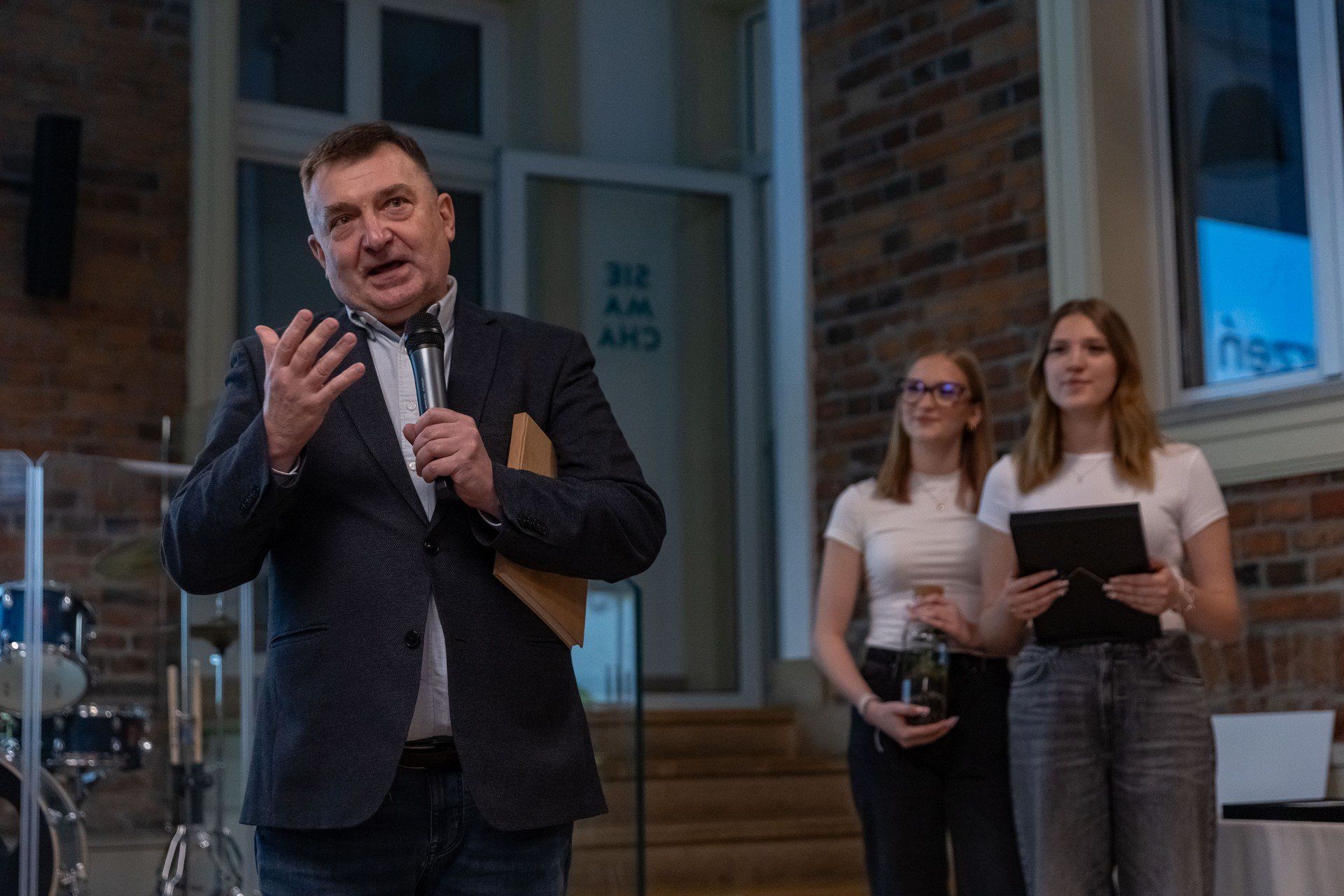 22.10.2025 KRAKOW SIEMACHA PODSUMOWANIE AKCJI POCIAG MARZEN KS ANDRZEJ AUGUSTYNSKI FOT. ANNA KACZMARZ / DZIENNIK POLSKI / POLSKA PRESS