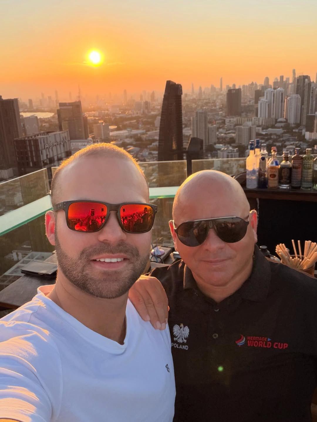 Klaudiusz z "Big Brothera" z dorosłym synem