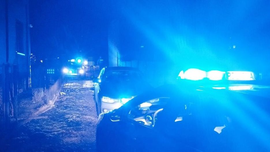 Policjanci użyli broni