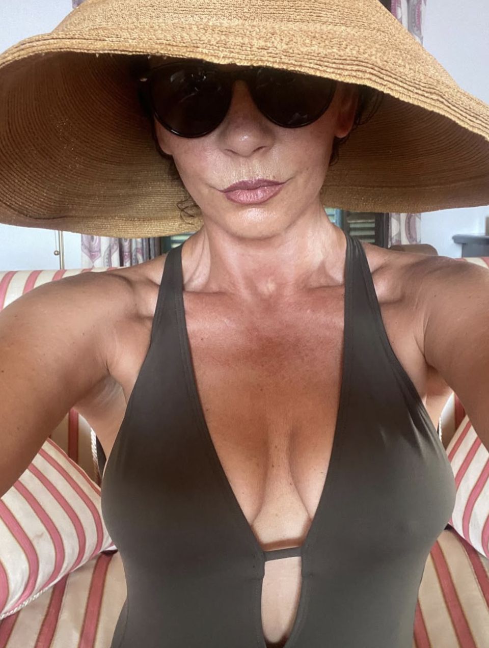 Catherine Zeta-Jones wygląda zjawiskowo