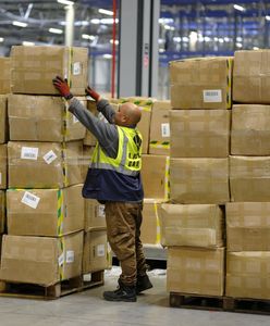 Polacy wydali miliardy na chińskie produkty. 100 mln paczek rocznie