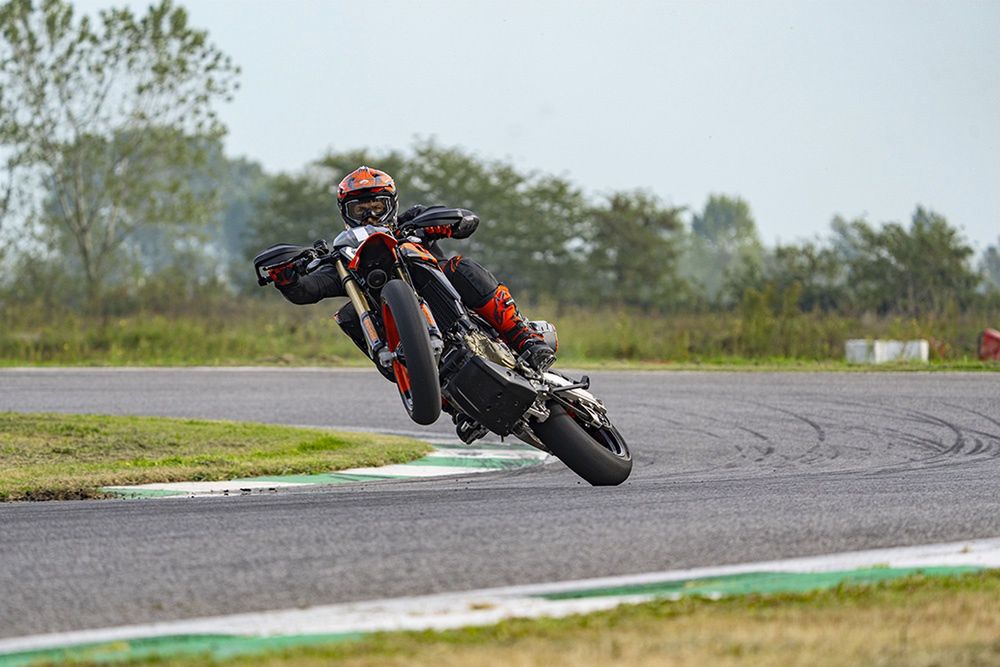 Ducati Hypermotard 698 Mono
