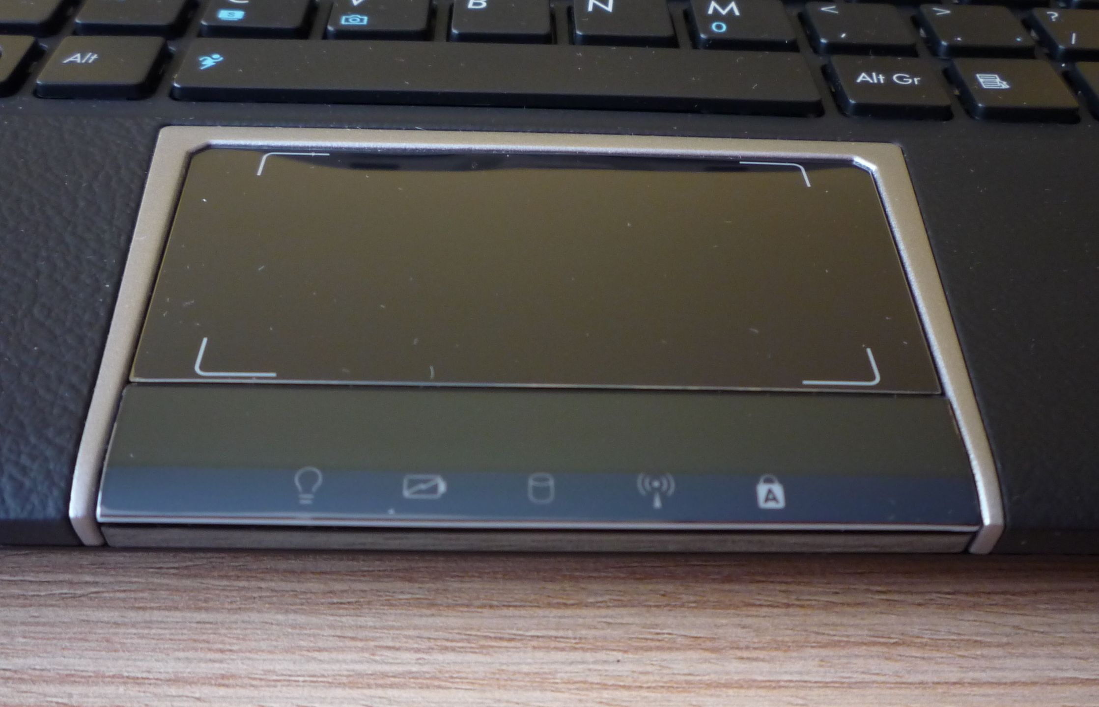 Asus Lamborghini VX6S – wściekła mandarynka [test] 10