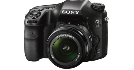 Sony A68 - aparat z półprzepuszczalnym lustrem, matrycą 24 Mpix i systemem 4D Focus
