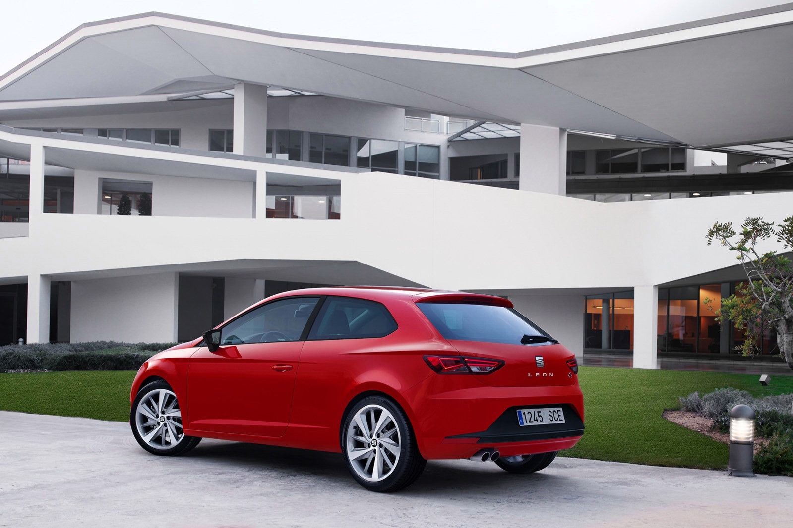 Seat Leon SC na nowych zdjęciach producenta [galeria] 49