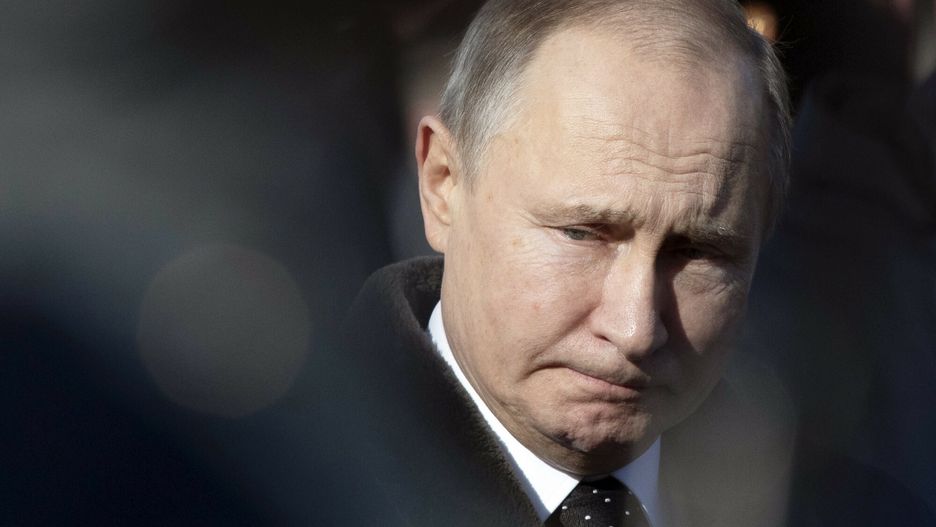 arch35
Russian President Vladimir Putin passes an honor guard formation during a wreath-laying ceremony at the Tomb of the Unknown Soldier in Moscow, Russia, Saturday, Feb. 23, 2019. The Defenders of the Fatherland Day, celebrated in Russia on Feb. 23, honors the nation's military and is a nationwide holiday. (AP Photo/Pavel Golovkin)
AP