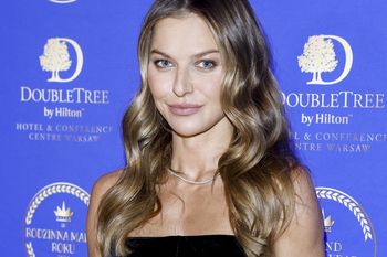 Lewandowska paradowała po Nowym Jorku w takim płaszczu. To hit na jesień