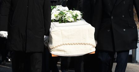 Horror na pogrzebie w Indiach. Kobieta przebudziła się tuż przed kremacją