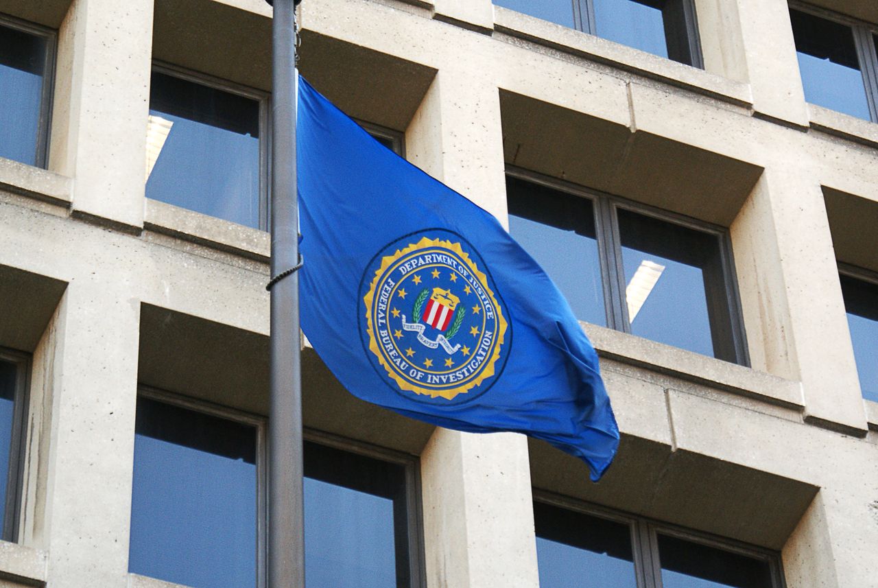 FBI podszywa się pod FedEx by ująć przestępców, Flaga FBI, depositphotos