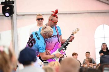 Branica: Koncert Skolima na plaży