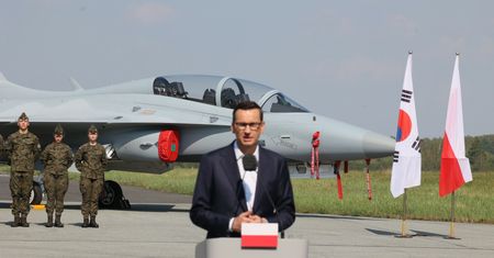 Zakupy do kosza? Nowy rząd będzie musiał podjąć decyzję