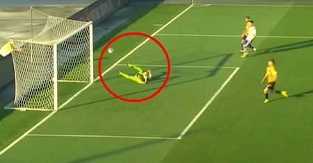 #dziejesiewsporcie: fatalna interwencja bramkarza i gol Polaka w lidze kazachskiej