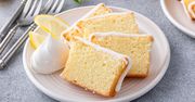 Nic nie smakuje lepiej do kawy. Przepis na to ciasto cytrynowe to wyjątkowy skarb