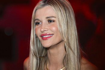 Joanna Krupa w jeansowej sukience w "DDTVN". Tylko spójrzcie na jej stopy