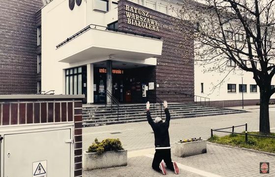 Kult z nowym teledyskiem. Oprócz Kazika wystąpiła w nim jego mama [WIDEO]